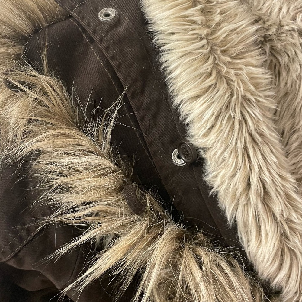 Abercrombie & Fitch Women's Brown Jacket with Red Plaid Lining - Picture 8 of 10